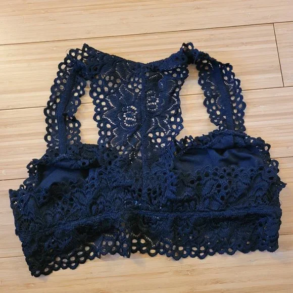 Altar'd State lace bralette size small - Picture 4 of 5